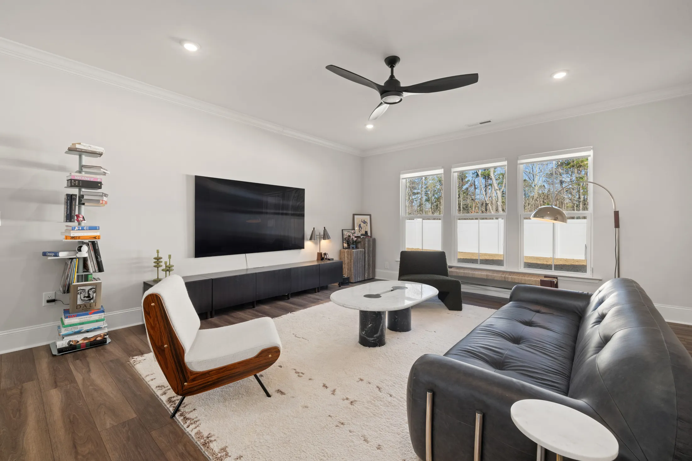 The sitting room at 14 Ridge Walk with large south-facing windows